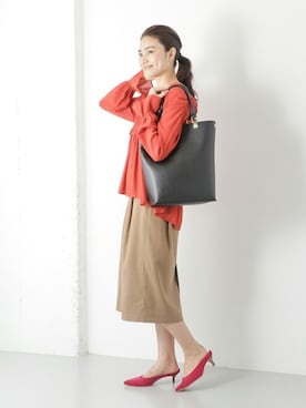 「KBF+（ケービーエフプラス）のアイテム（トップス）」を使った、RODE SKO ONLINE STOREさん（レディース・164cm）の夏コーディネート