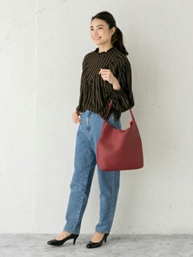 「KBF+（ケービーエフプラス）のアイテム（トップス）」を使った、RODE SKO ONLINE STOREさん（レディース・164cm）の秋コーディネート