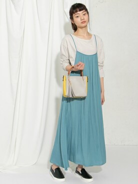 「RODE SKO」｜「アイテム（スリッポン）」を使った、RODE SKO ONLINE STOREさん（レディース・165cm）の冬コーディネート