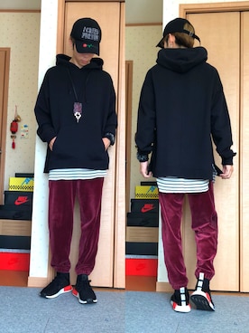「MARCELO BURLON（マルセロ・バーロン）のアイテム（アクセサリー）」を使った、ユダイさん（メンズ・173cm）の秋コーディネート