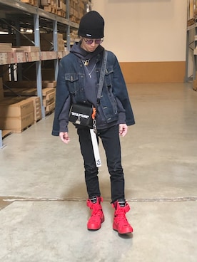 「OFF-WHITE」｜「アイテム（ニットキャップ/ビーニー）」を使った、ユダイさん（メンズ・172cm）の春コーディネート