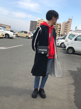 「OFF-WHITE」｜「アイテム（その他アウター）」を使った、ユダイさん（メンズ・172cm）の春コーディネート