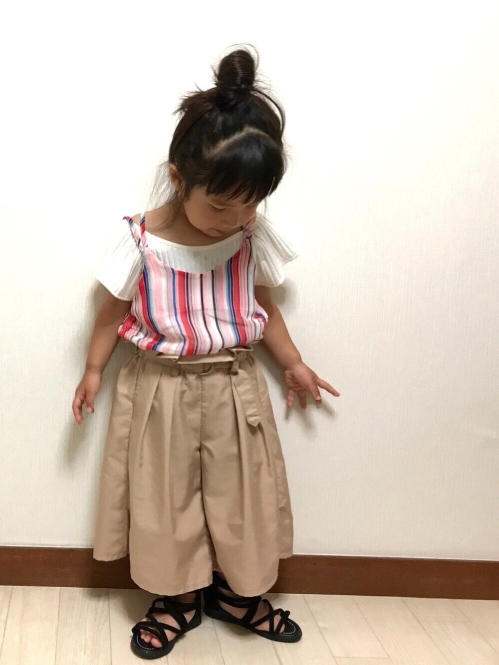 「キッズファッション、女の子、シンプルコーデ、夏コーデ、ライトオン、しまむら、ガウチョ、サンダル、2歳」｜「Right-onの【MPS】マルチストライプキャミセットTシャツ （アンサンブル、ピンク系）」を使った、yurikaさん（キッズ・90cm）の夏コーディネートの1枚目の写真