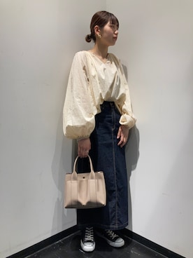 「URBAN RESEARCH（アーバンリサーチ）のアイテム（デニムスカート）」を使った、sugawaraさん（レディース・161cm）の春コーディネート