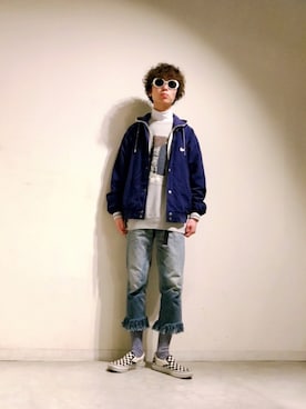 「オーバルサングラス」｜Tomohiro Yajimaさん（メンズ・173cm）の冬コーディネート