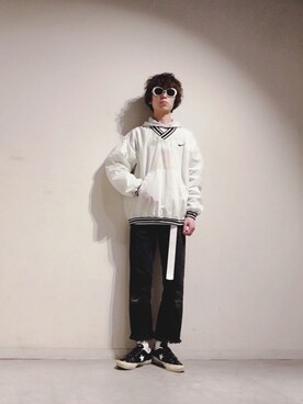 「オーバルサングラス」｜Tomohiro Yajimaさん（メンズ・173cm）の春コーディネート