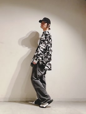 「オーバルサングラス」｜Tomohiro Yajimaさん（メンズ・173cm）の夏コーディネート