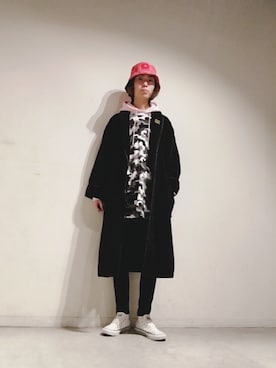 「プルオーバーパーカー」｜「アイテム（その他アウター）」を使った、Tomohiro Yajimaさん（メンズ・173cm）の秋コーディネート
