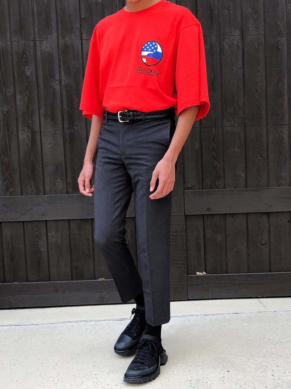 「RAF SIMONS、adidas、gosharubchinskiy、TOMMY HILFIGER、rafsimons×adidas」｜「Gosha Rubchinskiyのアイテム（Tシャツ/カットソー、レッド系）」を使った、Gringinさん（メンズ・170cm）の春コーディネートの1枚目の写真