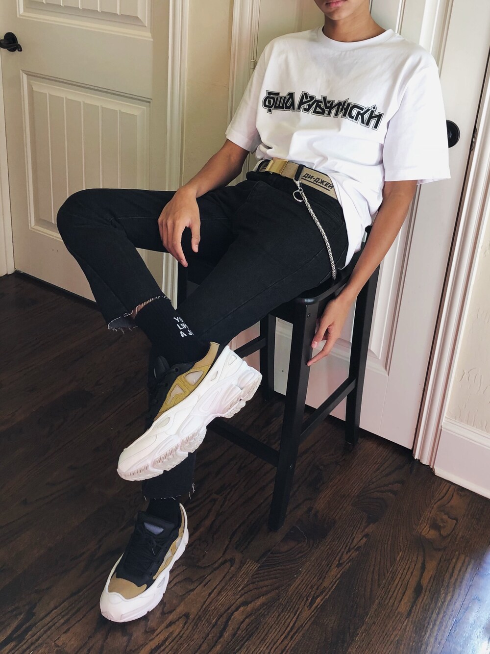 「gosharubchinskiy、RAF SIMONS、rafsimons×adidas、ADER error、fashion、fashion blogger、walletchain」｜「ADER errorのアイテム（ソックス/靴下、ブラック系）」を使った、Gringinさん（メンズ・170cm）の春コーディネートの1枚目の写真