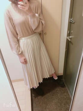 「GRL（グレイル）のプリーツスカート（スカート）」を使った、reさん（レディース・163cm）の春コーディネート