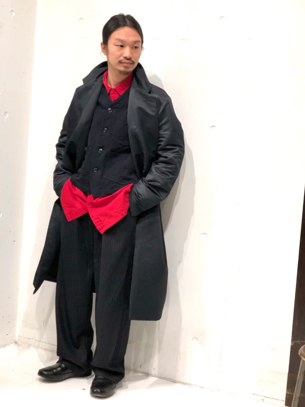 Needlesのノーカラージャケットを使った人気ファッション