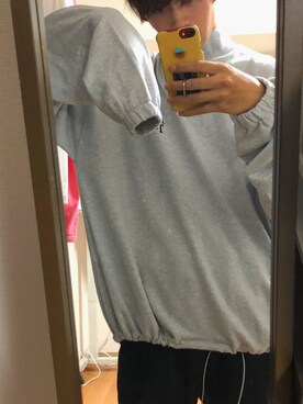 「13MONTH（サーティーンマンス）のアイテム（トップス）」を使った、マダラ蝶さん（メンズ・176cm）の秋コーディネート