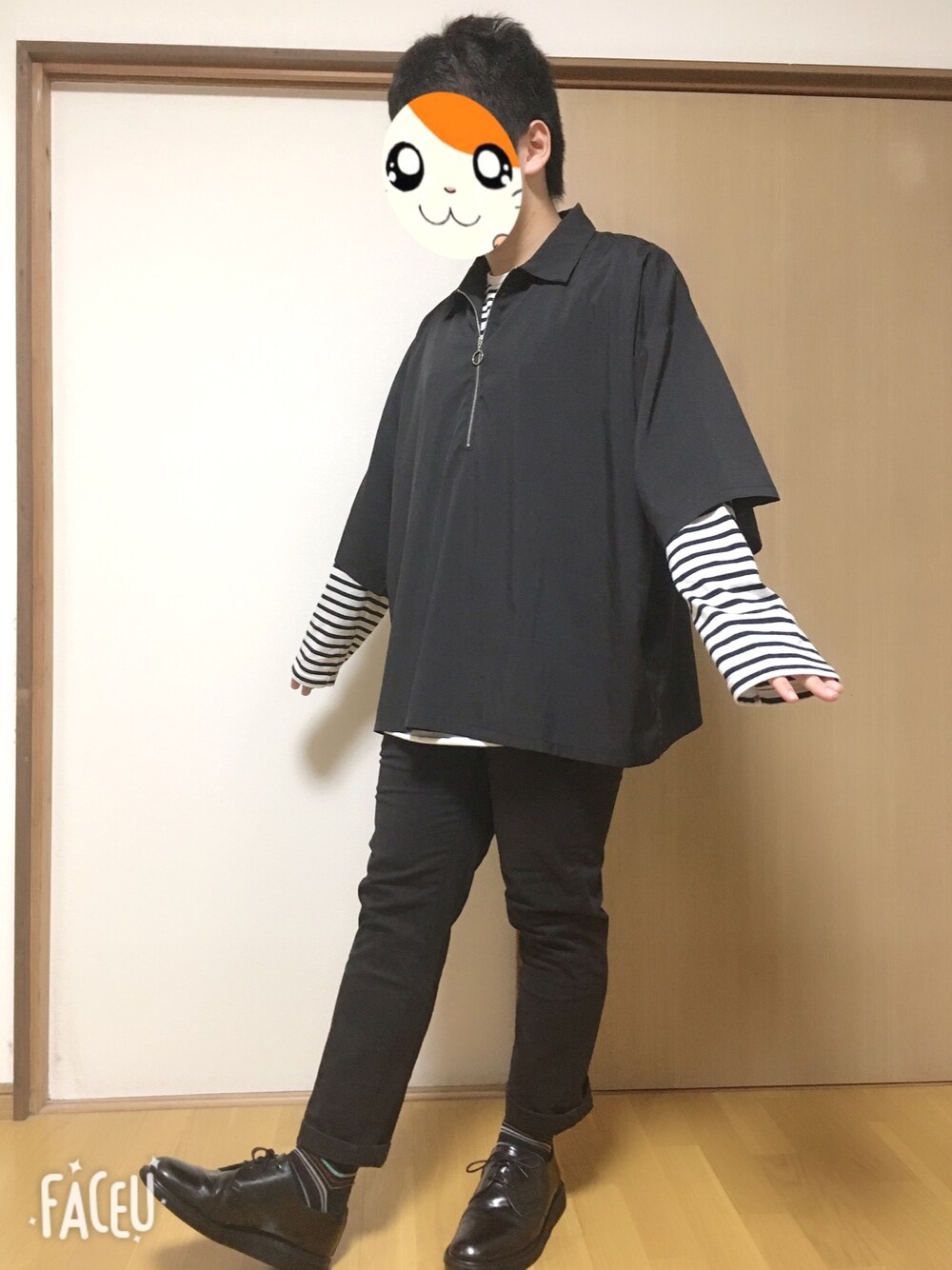 「ハーフジップ、黒、Dr.Martens、ボーダー」｜「unrelaxingのアイテム（その他アウター、ブラック系）」を使った、ゆーすけさん（メンズ・163cm）の秋コーディネートの1枚目の写真