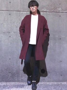 モカシン デッキシューズを使った 赤コート のメンズ人気ファッションコーディネート Wear