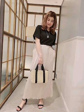 「LEPSIM（レプシィム）のペーパーミニTOTE　822420（トートバッグ、ベージュ系）」を使った、ぶんちゃんさん（レディース・163cm）の春コーディネート