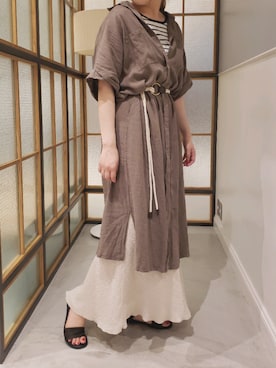 「LEPSIM（レプシィム）のアサコンムジシャツワンピースSS　837436（シャツワンピース、グリーン系）」を使った、ぶんちゃんさん（レディース・163cm）の夏コーディネート