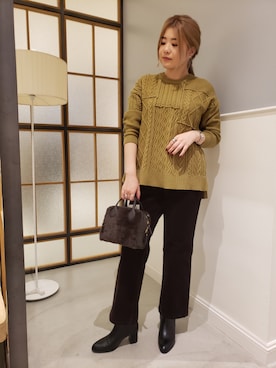 「LEPSIM（レプシィム）の5Gキリカエケーブルプルオーバー　858532（ニット/セーター、イエロー系）」を使った、ぶんちゃんさん（レディース・163cm）の秋コーディネート