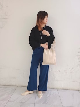 「LEPSIM（レプシィム）のソデボリュームカラープルオーバー　928031（Tシャツ/カットソー、ブラック系）」を使った、ぶんちゃんさん（レディース・163cm）の春コーディネート