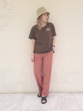 「LEPSIM（レプシィム）のサーティワン レシピＴ【コラボアイテム】 938123（Tシャツ/カットソー、ブラウン系）」を使った、ぶんちゃんさん（レディース・163cm）の夏コーディネート