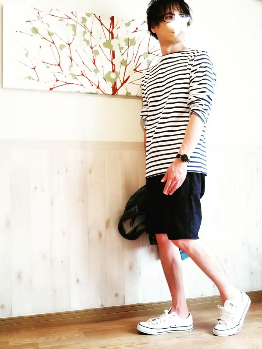 「Daniel WellingtonのDaniel Wellington BLACK 36mm（アナログ腕時計、ブラック系）」を使った、タスクさん（メンズ・173cm）の夏コーディネートの1枚目の写真
