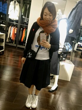 「UNIQLO（ユニクロ）のアイテム（スカート、ブラック系）」を使った、Yan Princessyanさん（レディース・159cm）の春コーディネート