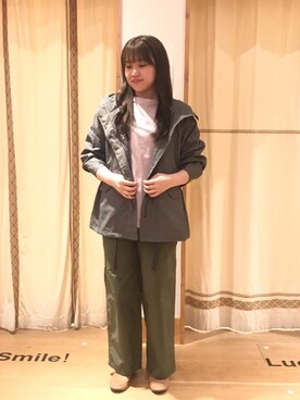 「USAコットン」｜「アイテム（マウンテンパーカー）」を使った、coen たきたさん（レディース・159cm）の春コーディネート
