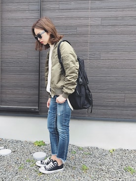 「Ungrid（アングリッド）のインディゴフレイドヘムストスリ（デニムパンツ）」を使った、chiさん（レディース・162cm）の春コーディネート