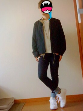 「JUNMEN（ジュンメン）のアイテム（トップス）」を使った、テツローさん（メンズ・168cm）の春コーディネート