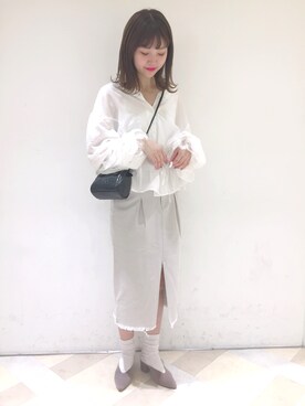 「mystic（ミスティック）の袖タックボリュームブラウス（シャツ/ブラウス）」を使った、akariさん（レディース・168cm）の冬コーディネート