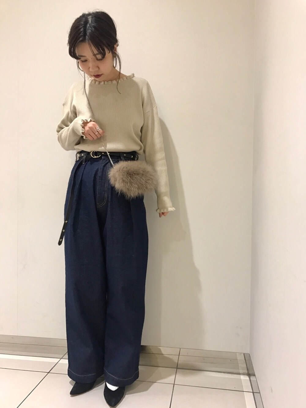 人気❤❤カプリシュレマージュ タックワイドデニムパンツ サイズ38 カプリシュレマージュ タック ワイドデニム 38 M カプリシュレー