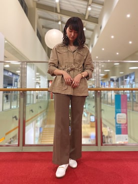 「アイテム（ミリタリージャケット、ブラウン系）」を使った、ORientalTRaffic 三井アウトレットパーク北陸小矢部店さん（レディース・158cm）の春コーディネート