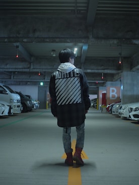 「off white（オフホワイト）のアイテム（その他アウター）」を使った、みずごろーさん（メンズ・168cm）の秋コーディネート