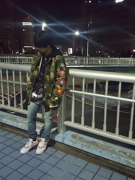 「off white（オフホワイト）のアイテム（その他アウター）」を使った、みずごろーさん（メンズ・168cm）の冬コーディネート