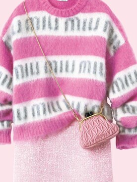 miu miuのニット/セーター（ピンク系）を使った人気ファッション ...