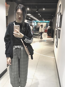 張雅筑さん（レディース・164cm）の春コーディネート