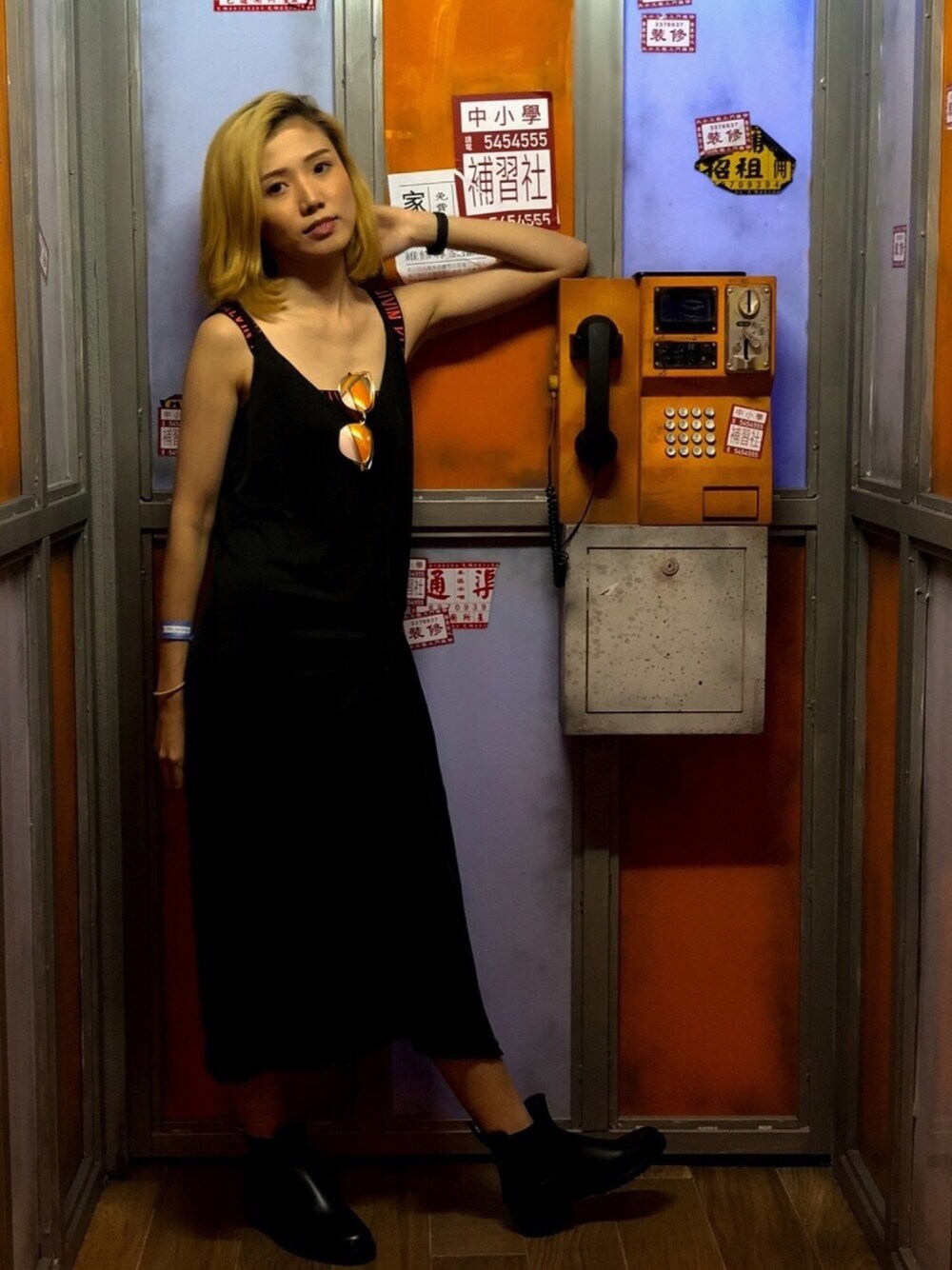「summer、girl、sporty、ALLBLACK、rainyday、rainboots」｜「no brandのアイテム（レインシューズ、ブラック系）」を使った、Celia Cさん（レディース・160cm）の秋コーディネートの1枚目の写真