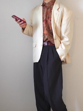 「70s」｜「アイテム（スラックス）」を使った、ばっきーさん（メンズ・176cm）の春コーディネート
