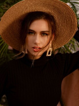 Hiromi Robertsonさんのコーディネート