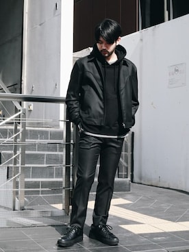 SHU KAWASAKIさんの「T/R STRETCH SLIM TROUSERS」を使ったコーディネート