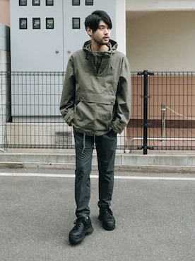 「MAIN ATTRACTION（メインアトラクション）のアイテム」を使った、SHU KAWASAKIさん（メンズ・170cm）の冬コーディネート