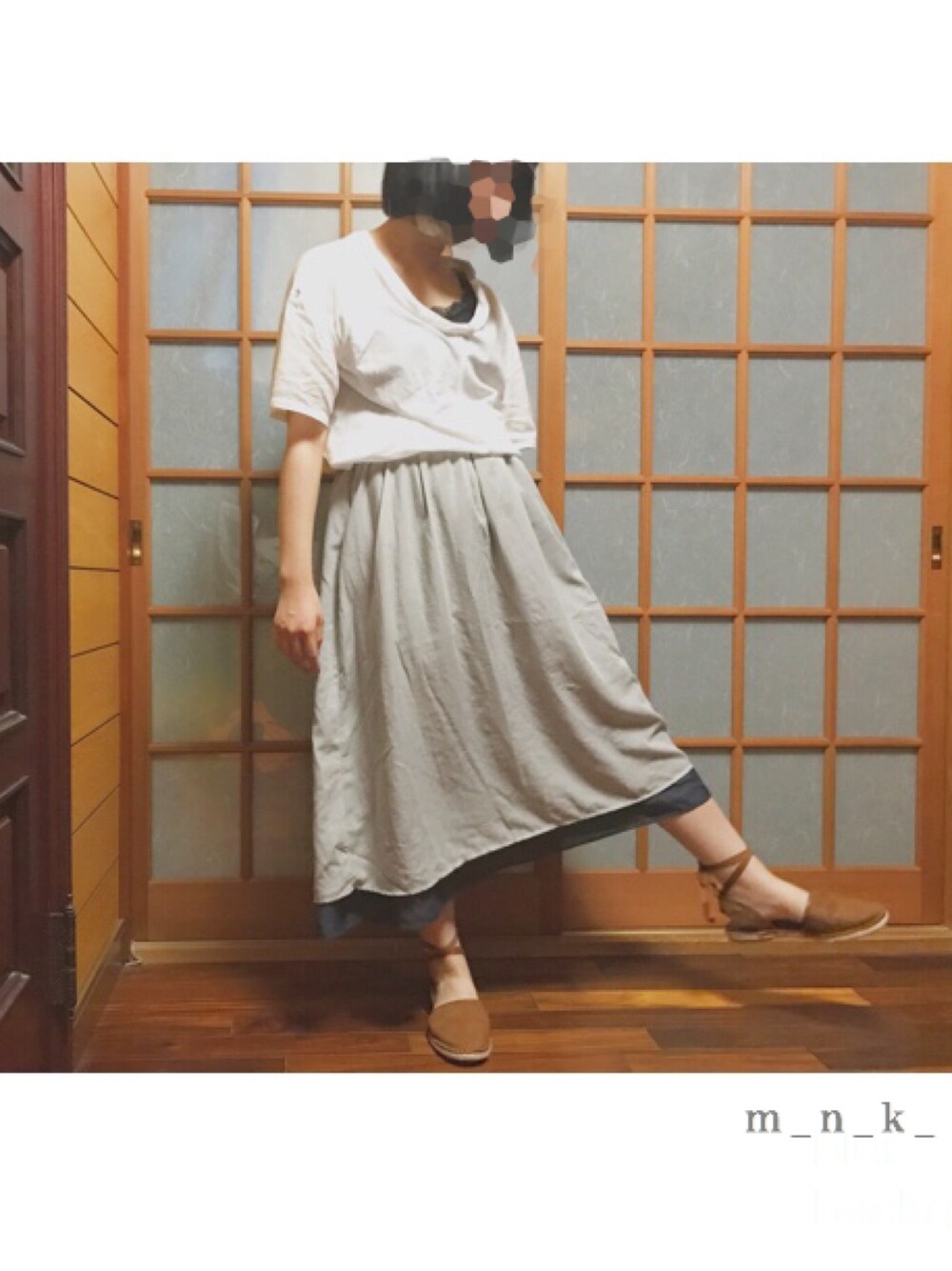 「夏、シンプル、ラフ、レースキャミソール、リバーシブルスカート、サマンサ モスモス(Samansa Mos2)、GU、レースアップサンダル」｜「GUのレースキャミソール（キャミソール、ブラック系）」を使った、◇  m a n a k a  ◆さん（レディース・160cm）の夏コーディネートの1枚目の写真