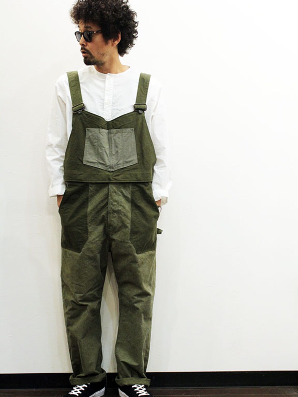 twothings&thinkさんの「ink (インク) US Tent Overall With Apron " DIVERSITY " tent（ink）」を使ったコーディネート