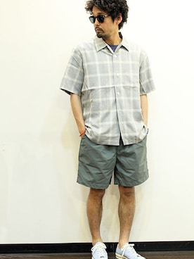 「膝上ショーツ」｜「アイテム（スニーカー）」を使った、twothings&thinkさん（メンズ・168cm）の夏コーディネート
