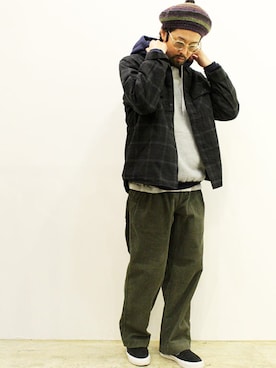 「MANUAL ALPHABET（マニュアル アルファベット）のアイテム（パンツ）」を使った、twothings&thinkさん（メンズ・168cm）の秋コーディネート