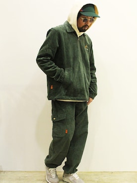 「コーデュロイパンツ」｜「アイテム（セットアップ）」を使った、twothings&thinkさん（メンズ・168cm）の冬コーディネート