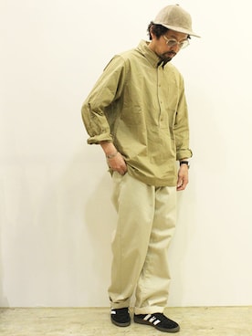 「MANUAL ALPHABET（マニュアル アルファベット）のアイテム（パンツ）」を使った、twothings&thinkさん（メンズ・168cm）の春コーディネート