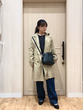 「ボウタイブラウス」｜「アイテム（トレンチコート）」を使った、さやさん（レディース・155cm）の春コーディネート