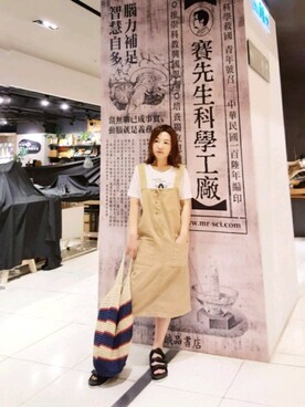 「BEAMS（ビームス）のアイテム（かごバッグ）」を使った、Felicia W🐈‍⬛さん（レディース・157cm）の春コーディネート