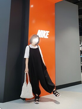 「a fadのアイテム（オールインワン・サロペット）」を使った、Felicia W🐈‍⬛さん（レディース・157cm）の夏コーディネート
